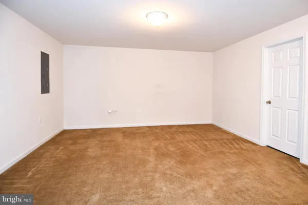 $3,950 | 3082 American Eagle Boulevard, Woodbridge, VA 22191