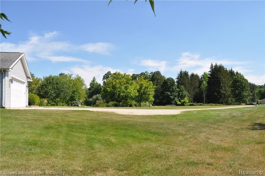 5155 Weller Road Gregory, MI 48137 - Photo 36 of 49 35.JPG