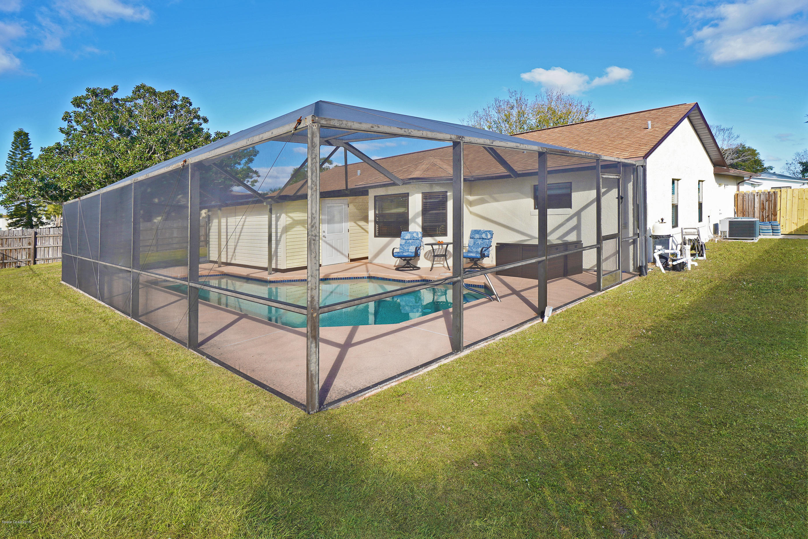 Screened Pool