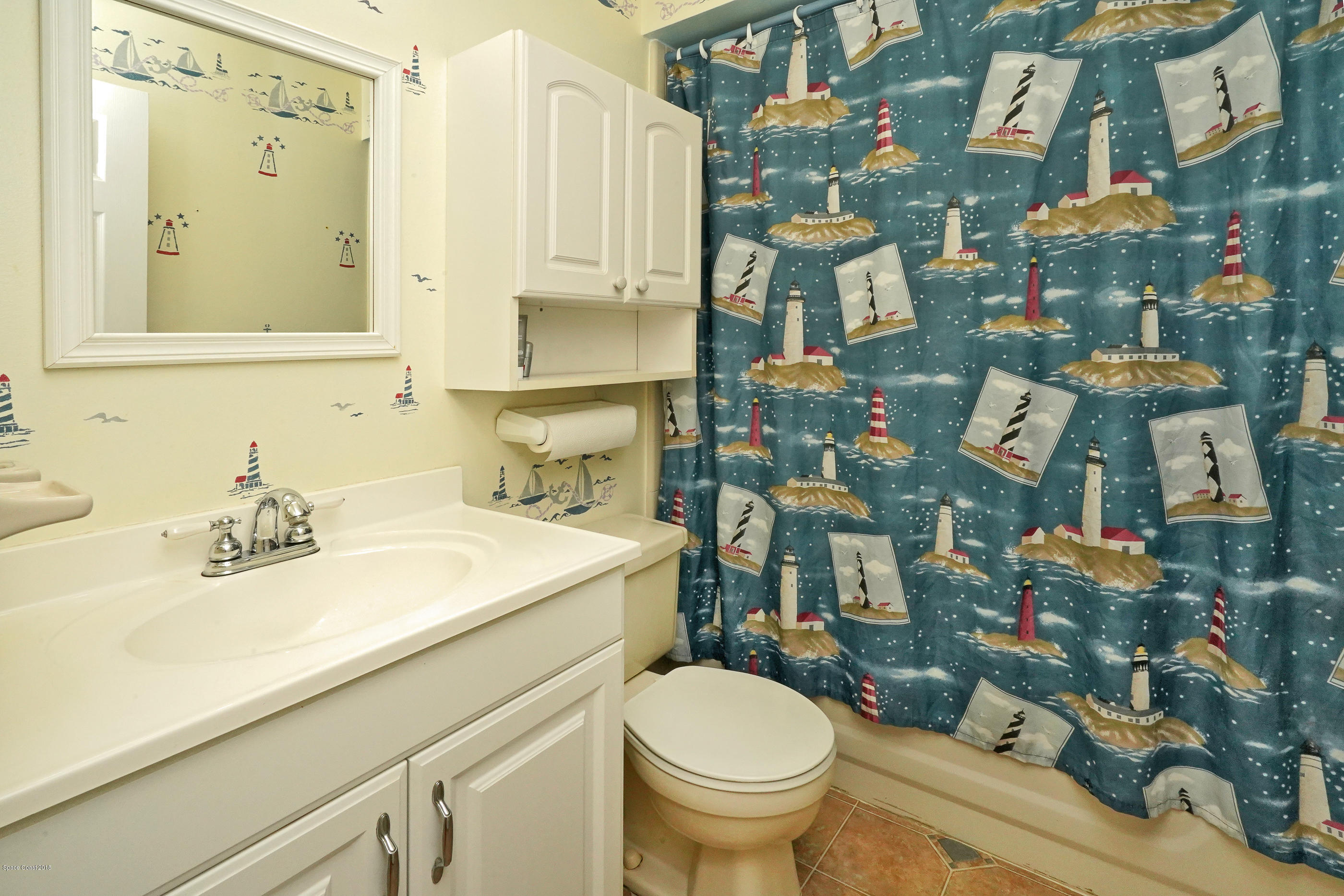 862 Gardener Road Rockledge, FL 32955 - Photo 26 of 31 Guest Bath