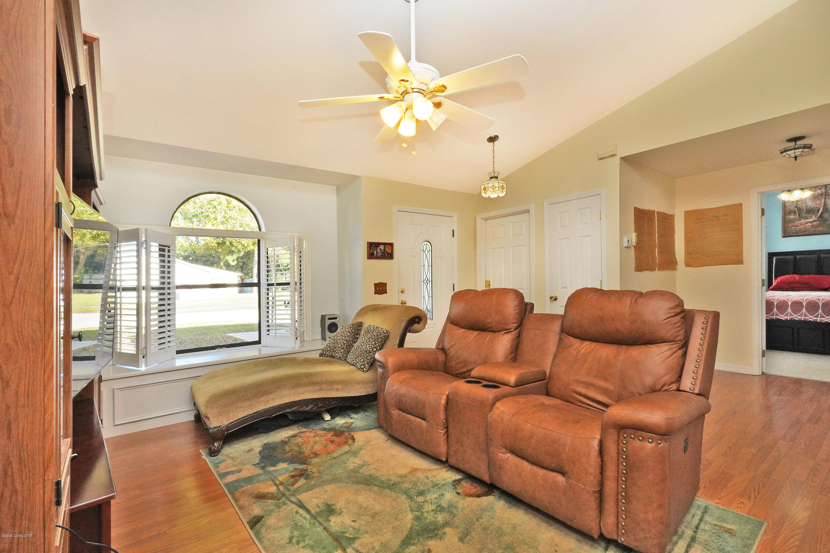 862 Gardener Road Rockledge, FL 32955 - Photo 10 of 31 Living Room