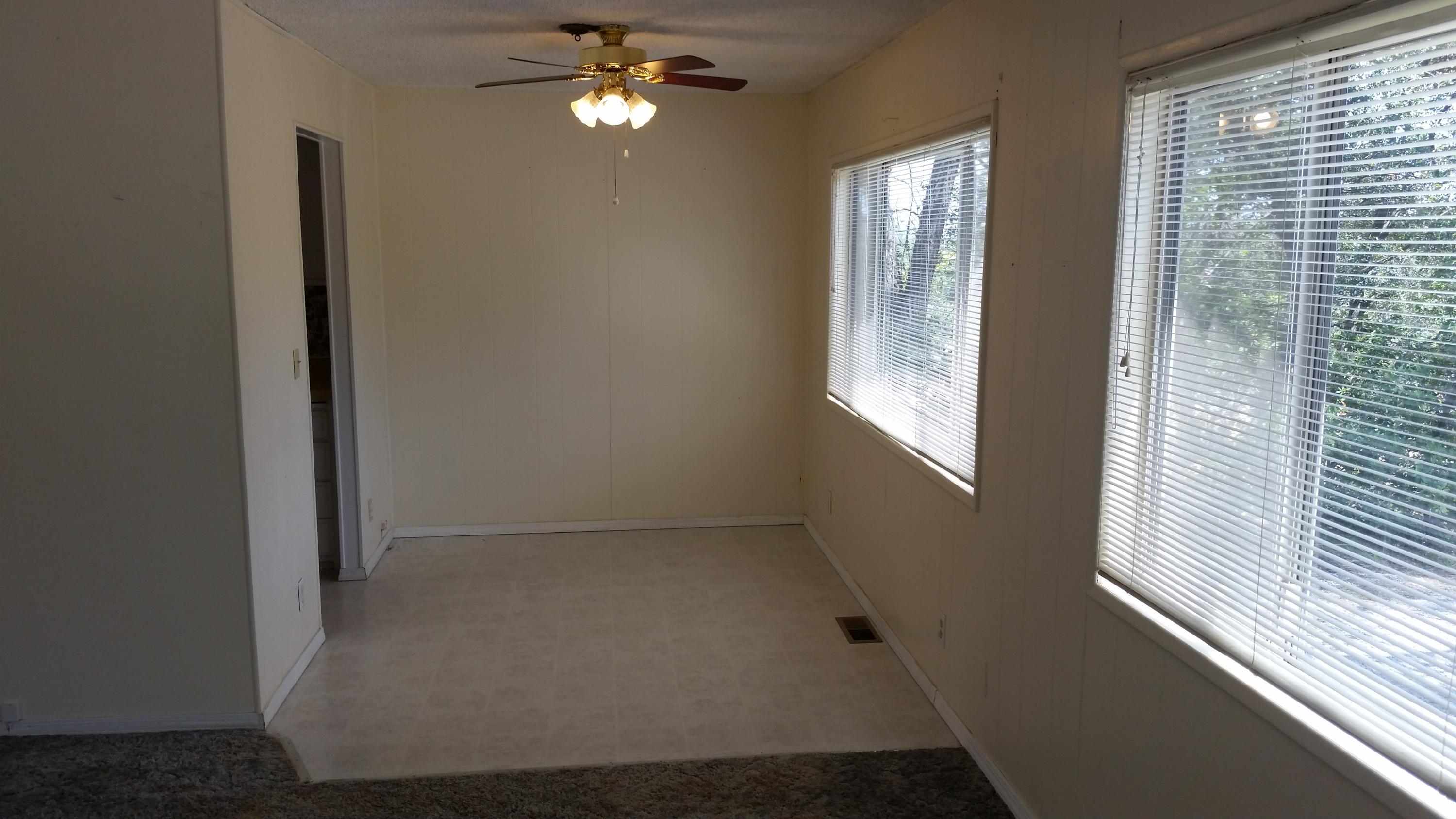 16582 Power Line Road Redding, CA 96001 - Photo 11 of 25 Dining Area Power Line