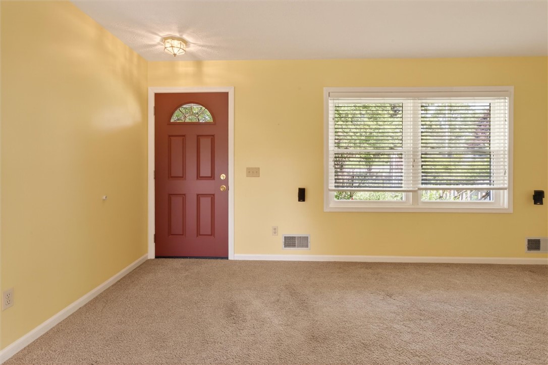 479 Churchville Riga Road Riga, NY 14428 - Photo 4 of 50