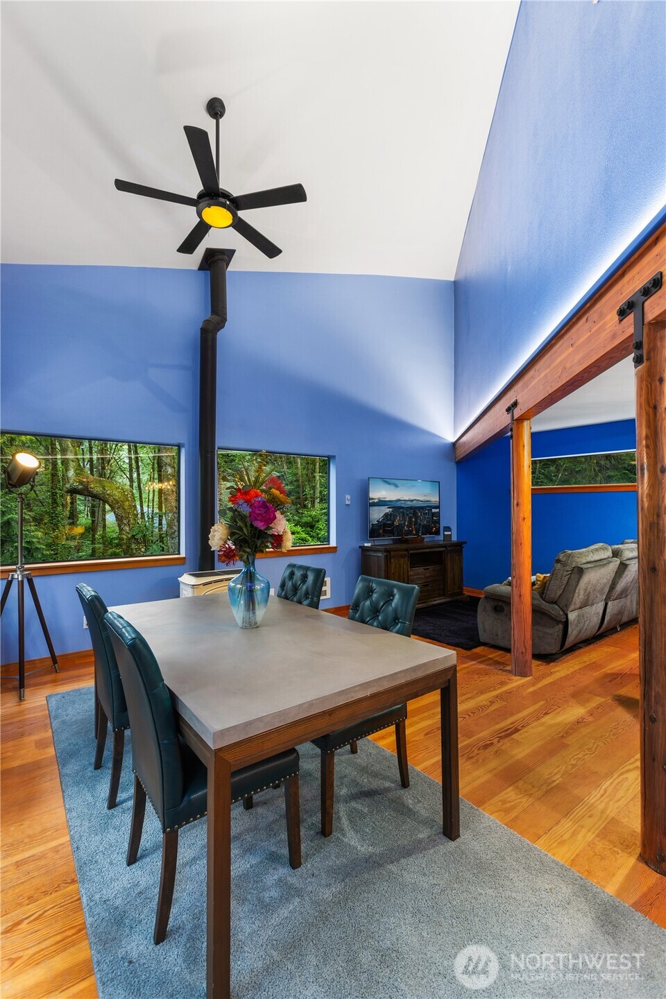 6520 East Mercer Way Mercer Island, WA 98040 - Photo 17 of 36 a view of a dining room with furniture