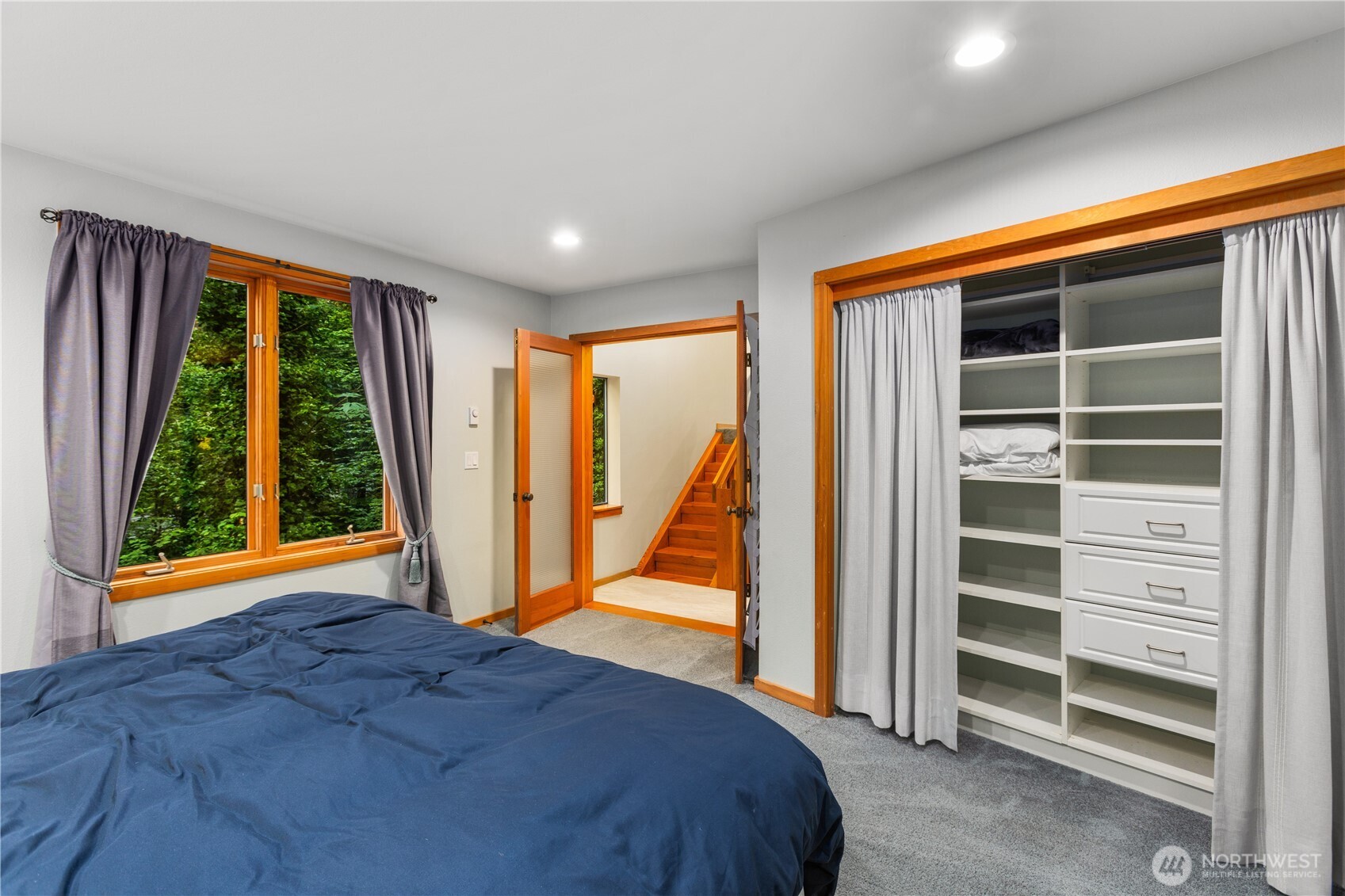 6520 East Mercer Way Mercer Island, WA 98040 - Photo 26 of 36 a view of an empty room and a window