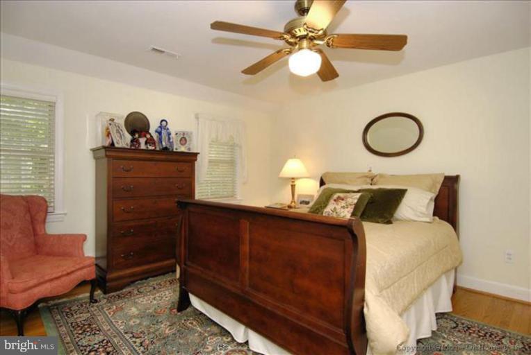 10611 Mantz Road Silver Spring, MD 20903 - Photo 18 of 30 Bedroom #4