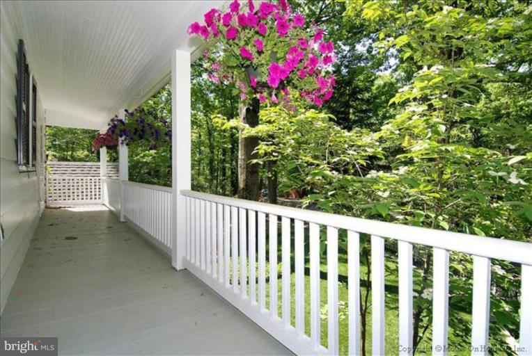 10611 Mantz Road Silver Spring, MD 20903 - Photo 23 of 30 Unique #1