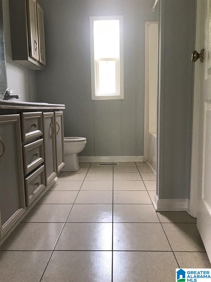 129 Acton Road Vincent, AL 35178 - Photo 21 of 27