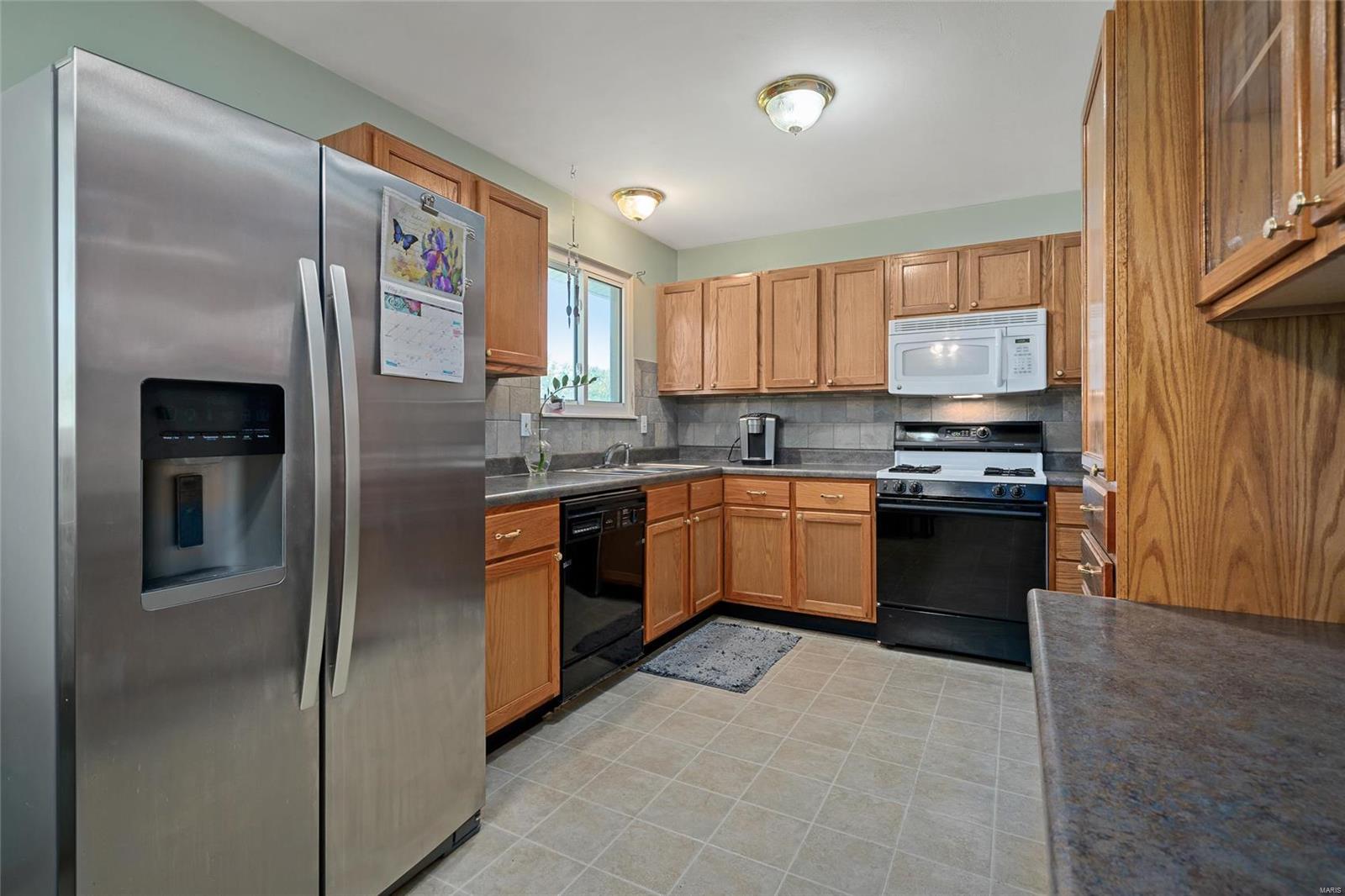 39 Oxbow Road St. Peters, MO 63376 - Photo 9 of 25