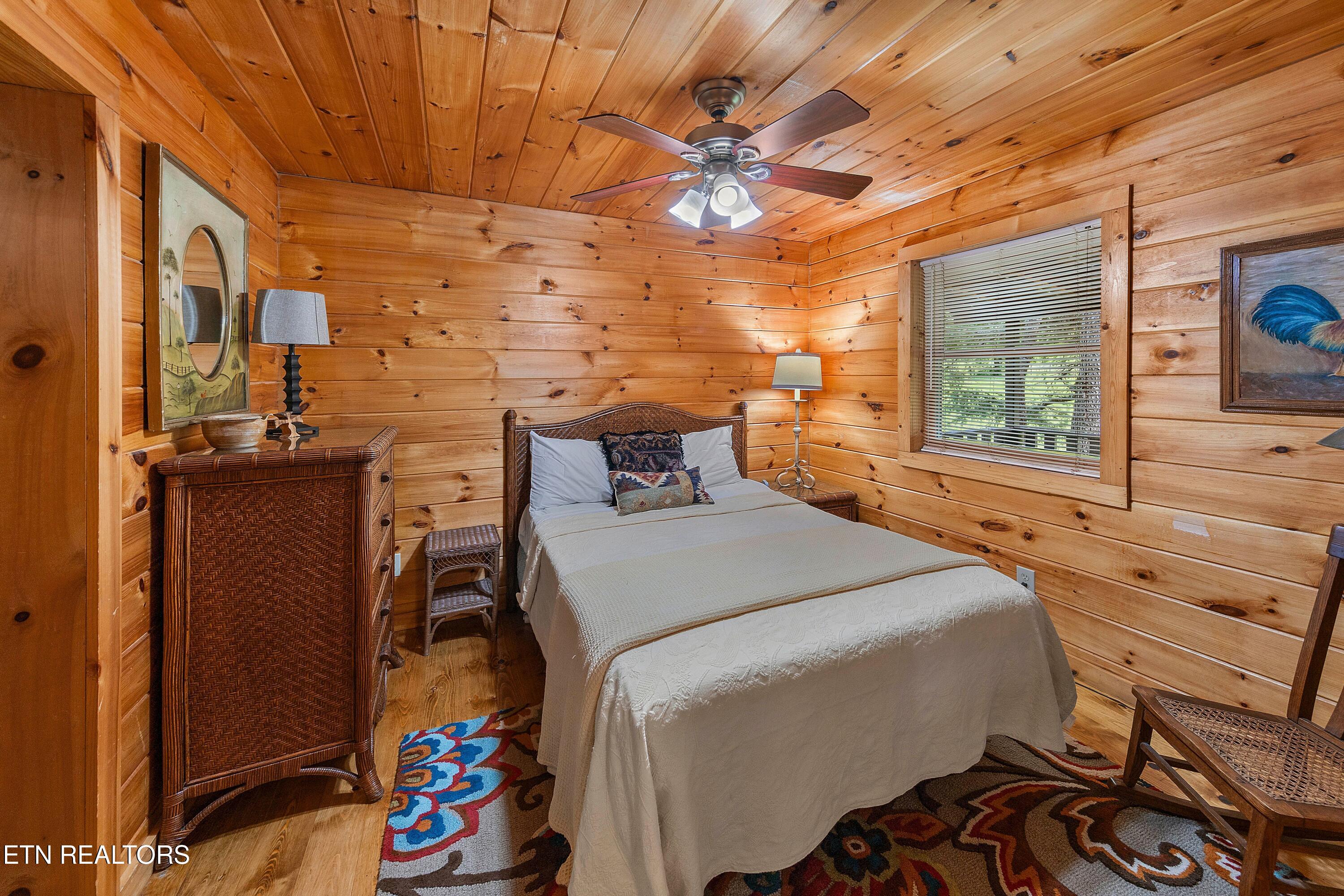 339 Stables Drive Townsend, TN 37882 - Photo 17 of 34 stables guest 1