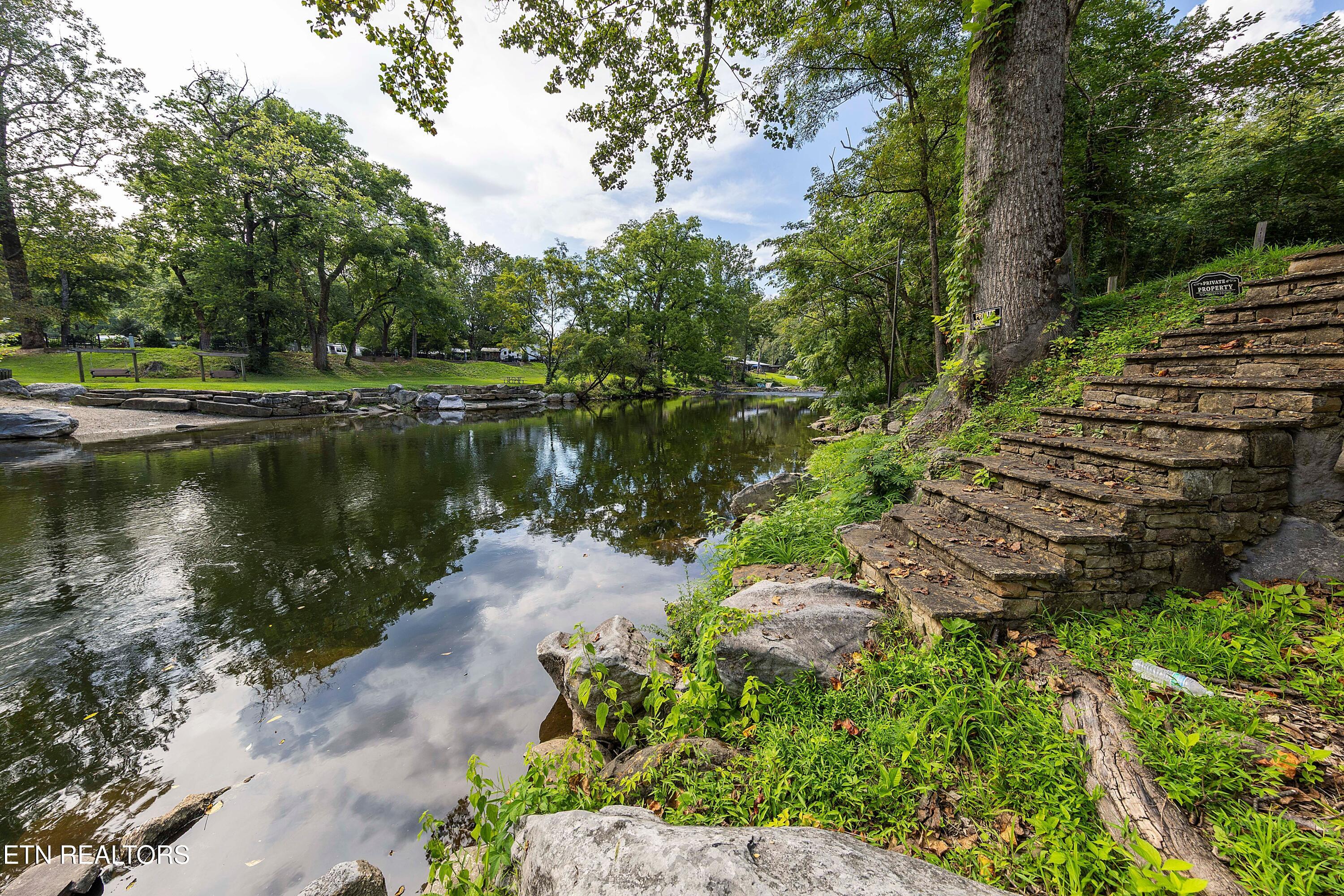 339 Stables Drive Townsend, TN 37882 - Photo 2 of 34 stables creek