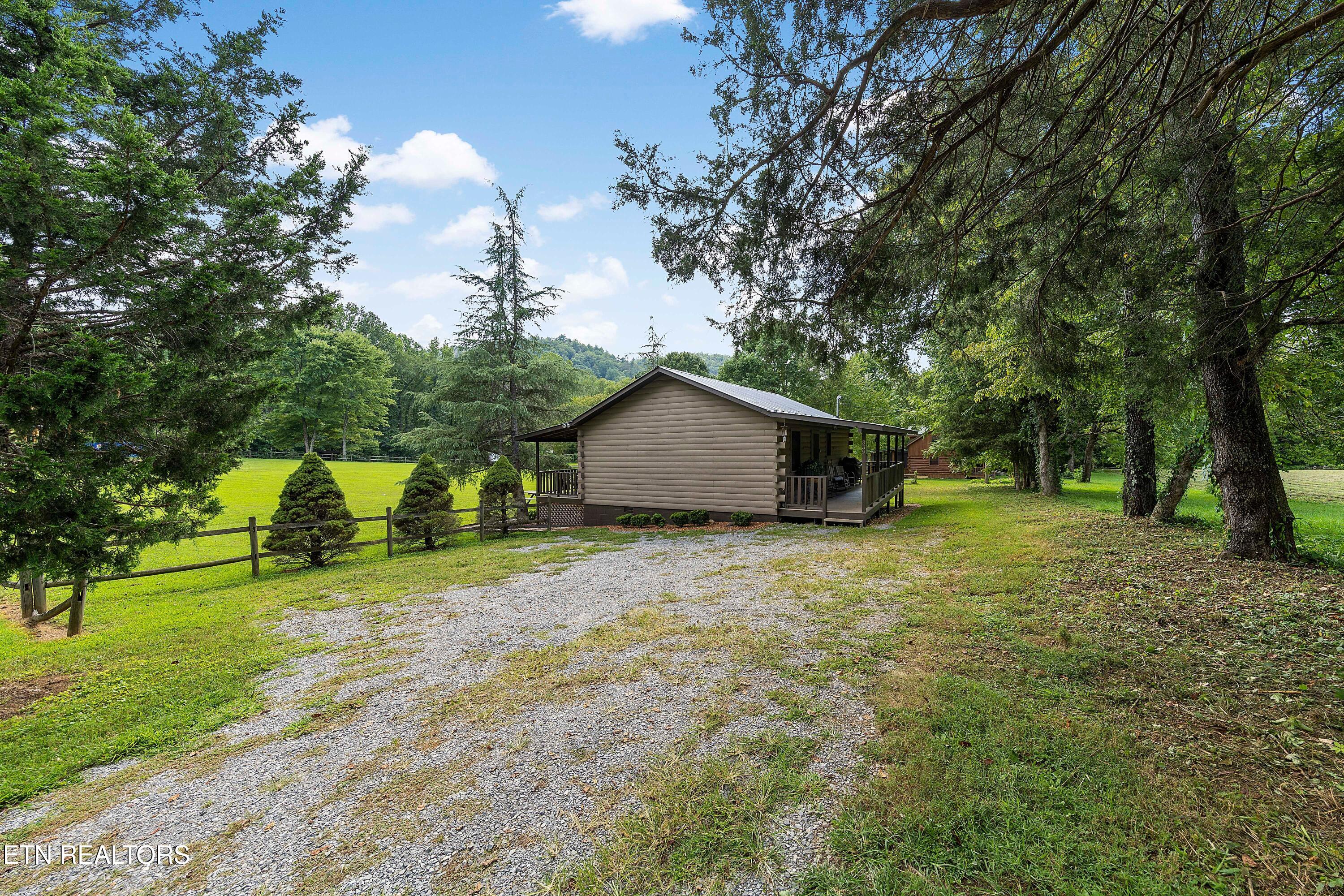 339 Stables Drive Townsend, TN 37882 - Photo 28 of 34 stables driveway 2