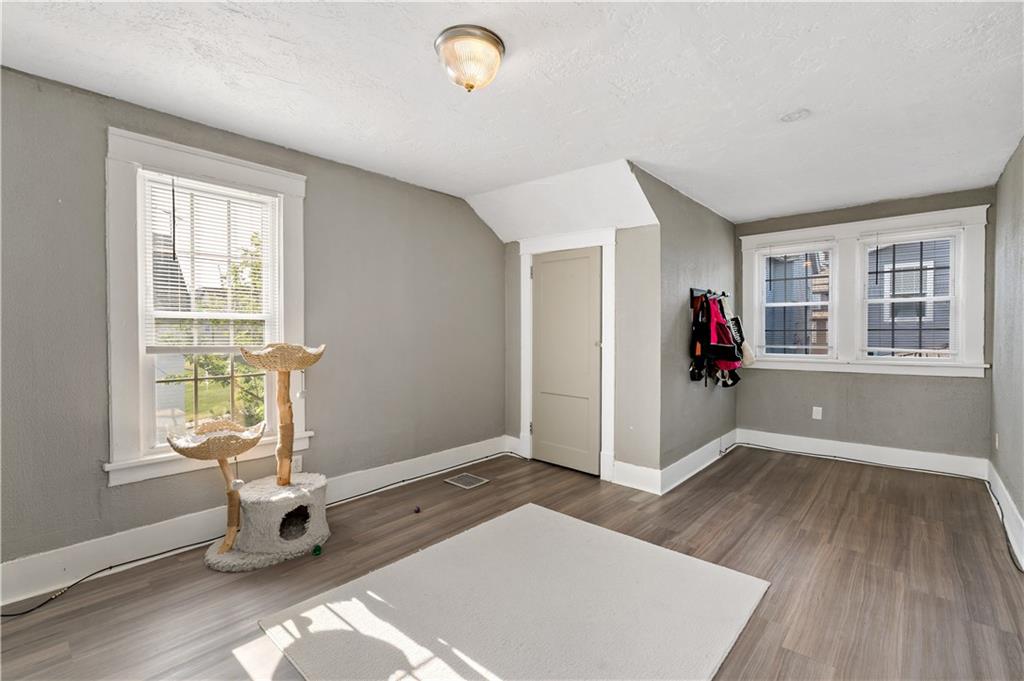 305 3rd Street, Unit R Irwin, PA 15642 - Photo 15 of 32