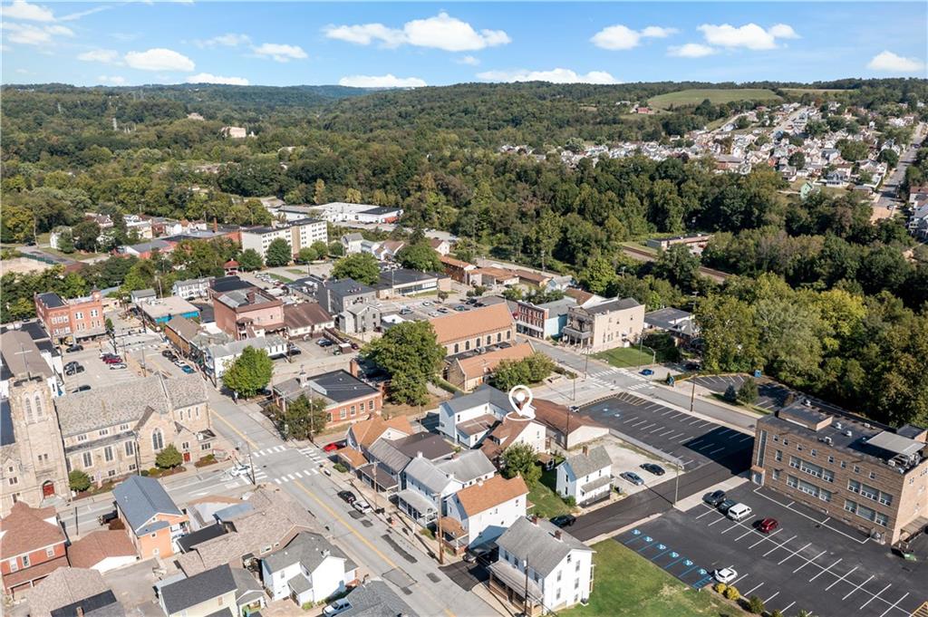 305 3rd Street, Unit R Irwin, PA 15642 - Photo 31 of 32