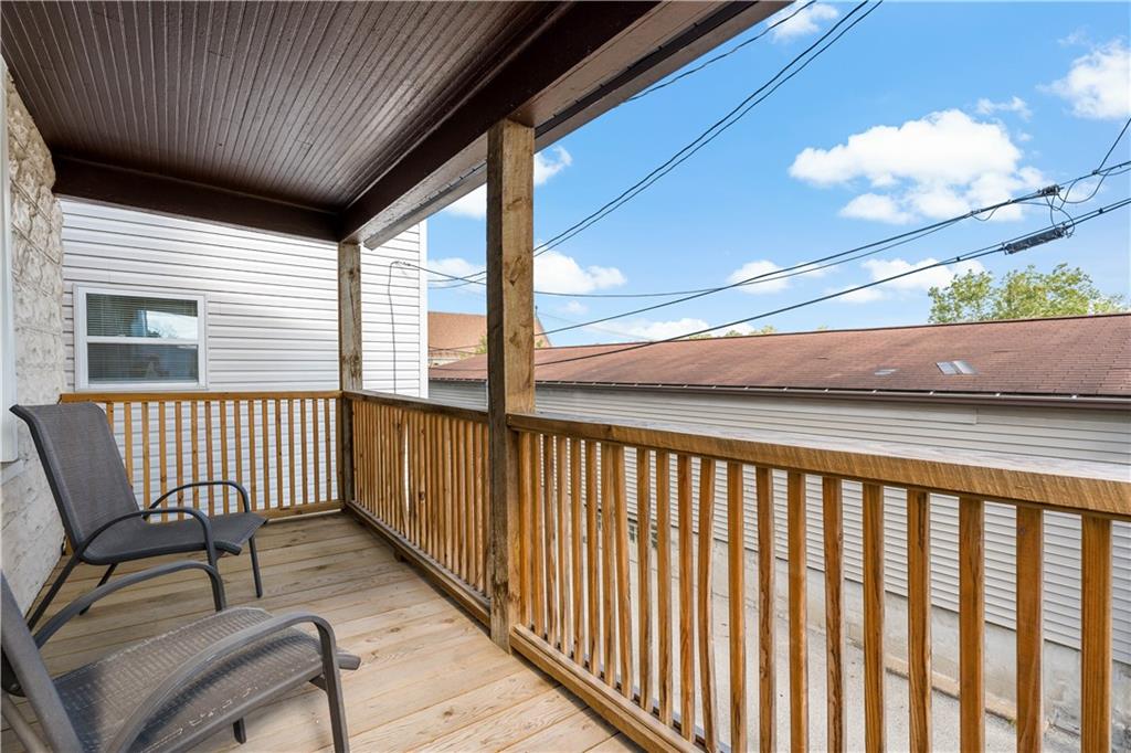 305 3rd Street, Unit R Irwin, PA 15642 - Photo 4 of 32