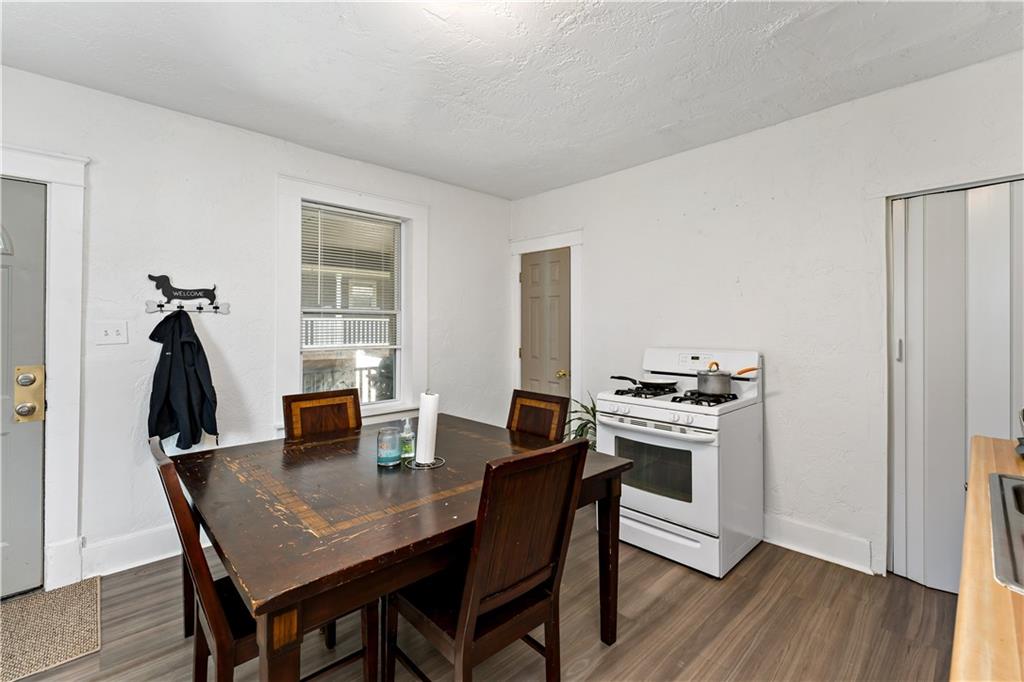 305 3rd Street, Unit R Irwin, PA 15642 - Photo 8 of 32