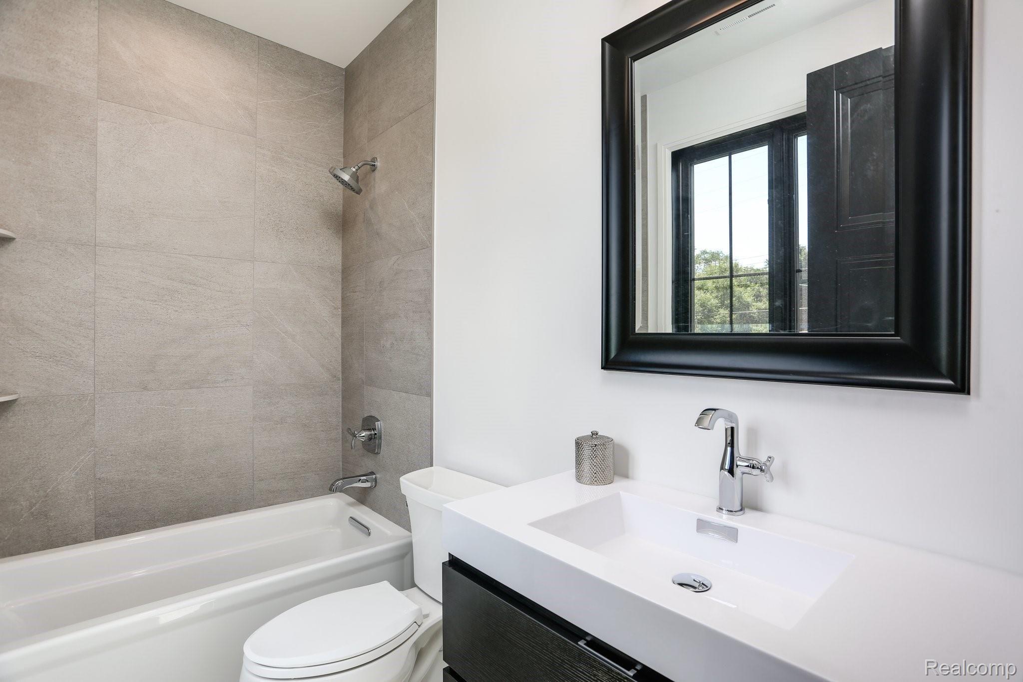 355 Baldwin Road Birmingham, MI 48009 - Photo 37 of 59 355+Baldwin+Rd+Birmingham-14-web.jpg