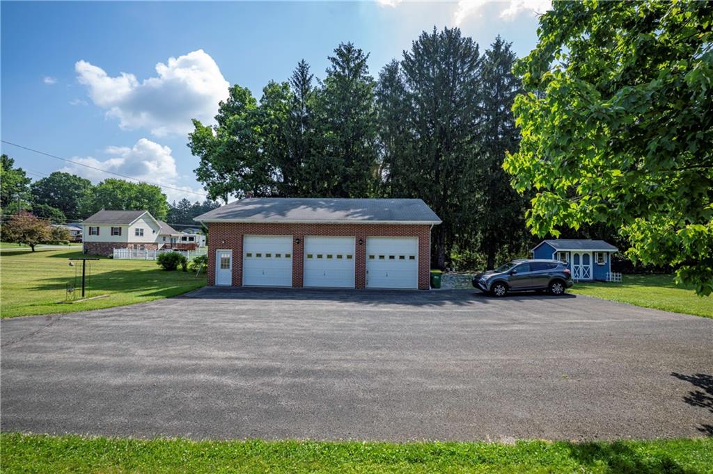 125 Fortieth Street Butler, PA 16001 - Photo 6 of 34