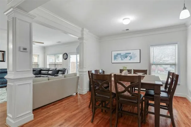 a en suite bathroom with double sink and a mirror