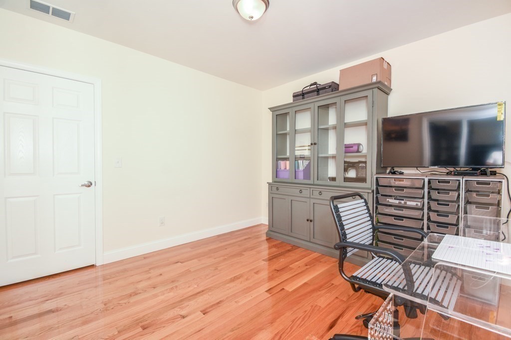 6 Fifield Street, Unit 6 Watertown, MA 02472 - Photo 23 of 34 Gallery Image 23