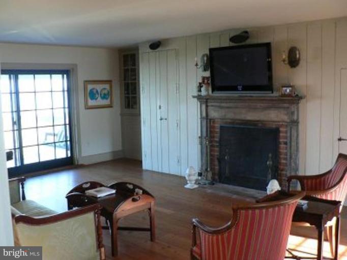 25828 St Michaels Road St. Michaels, MD 21663 - Photo 15 of 28 Living Room #3