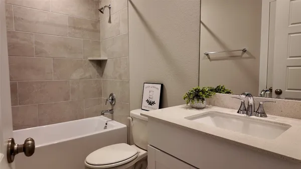 $2,400 | 1629 Hopson Ranch Drive, Conroe, TX 77301