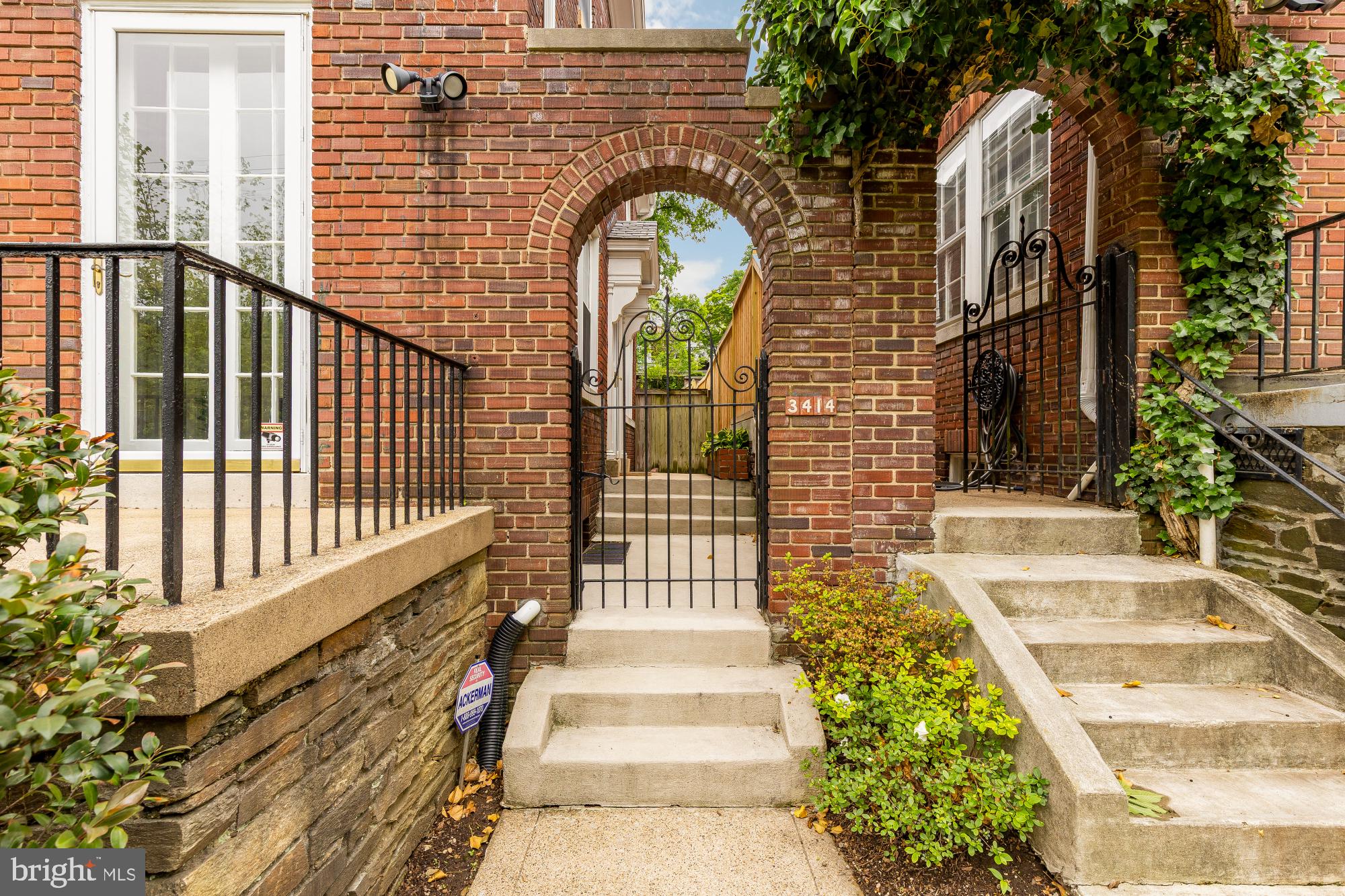 3414 Porter Street Northwest Washington, DC 20016 - Photo 4 of 55