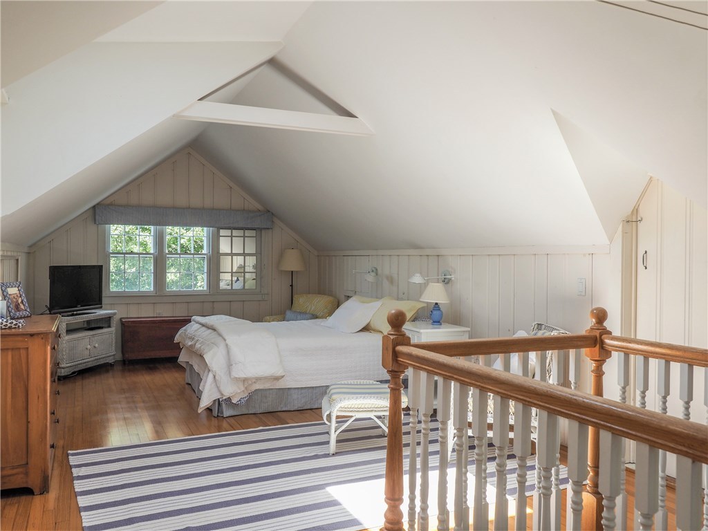82 Watch Hill Road Westerly, RI 02891 - Photo 7 of 10