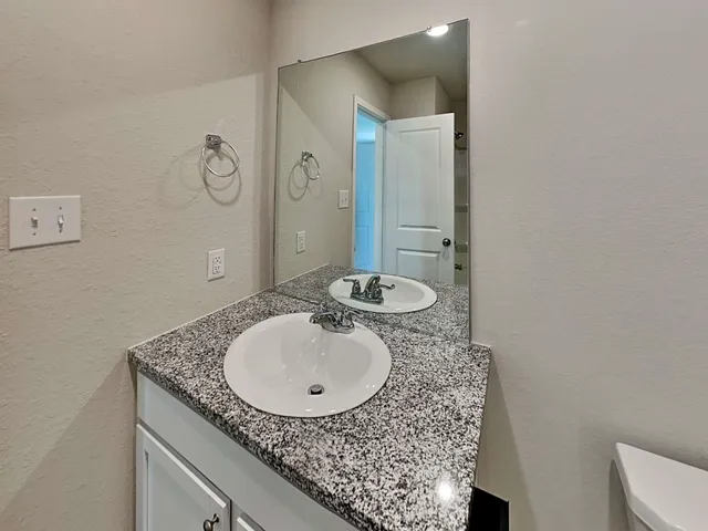 $1,535 | 5713 Verracio Court, San Antonio, TX 78244