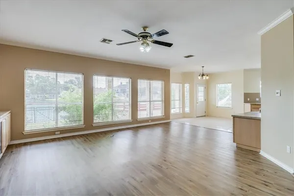 $3,200 | 7426 Lake Travis Drive, Corpus Christi, TX 78413