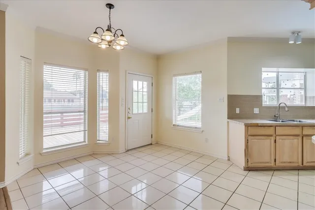 $3,200 | 7426 Lake Travis Drive, Corpus Christi, TX 78413