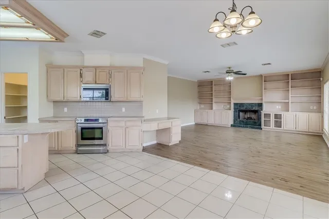 $3,200 | 7426 Lake Travis Drive, Corpus Christi, TX 78413