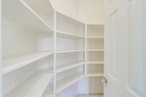 $3,200 | 7426 Lake Travis Drive, Corpus Christi, TX 78413