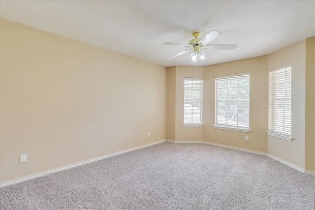 $3,200 | 7426 Lake Travis Drive, Corpus Christi, TX 78413