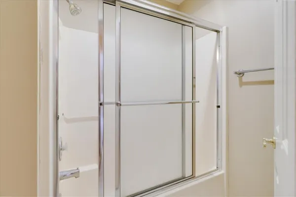 $3,200 | 7426 Lake Travis Drive, Corpus Christi, TX 78413