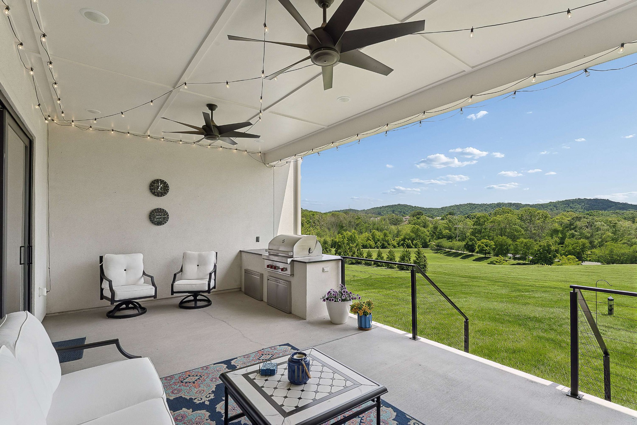 6004 Lookaway Circle Franklin, TN 37067 - Photo 54 of 71 a living room with furniture