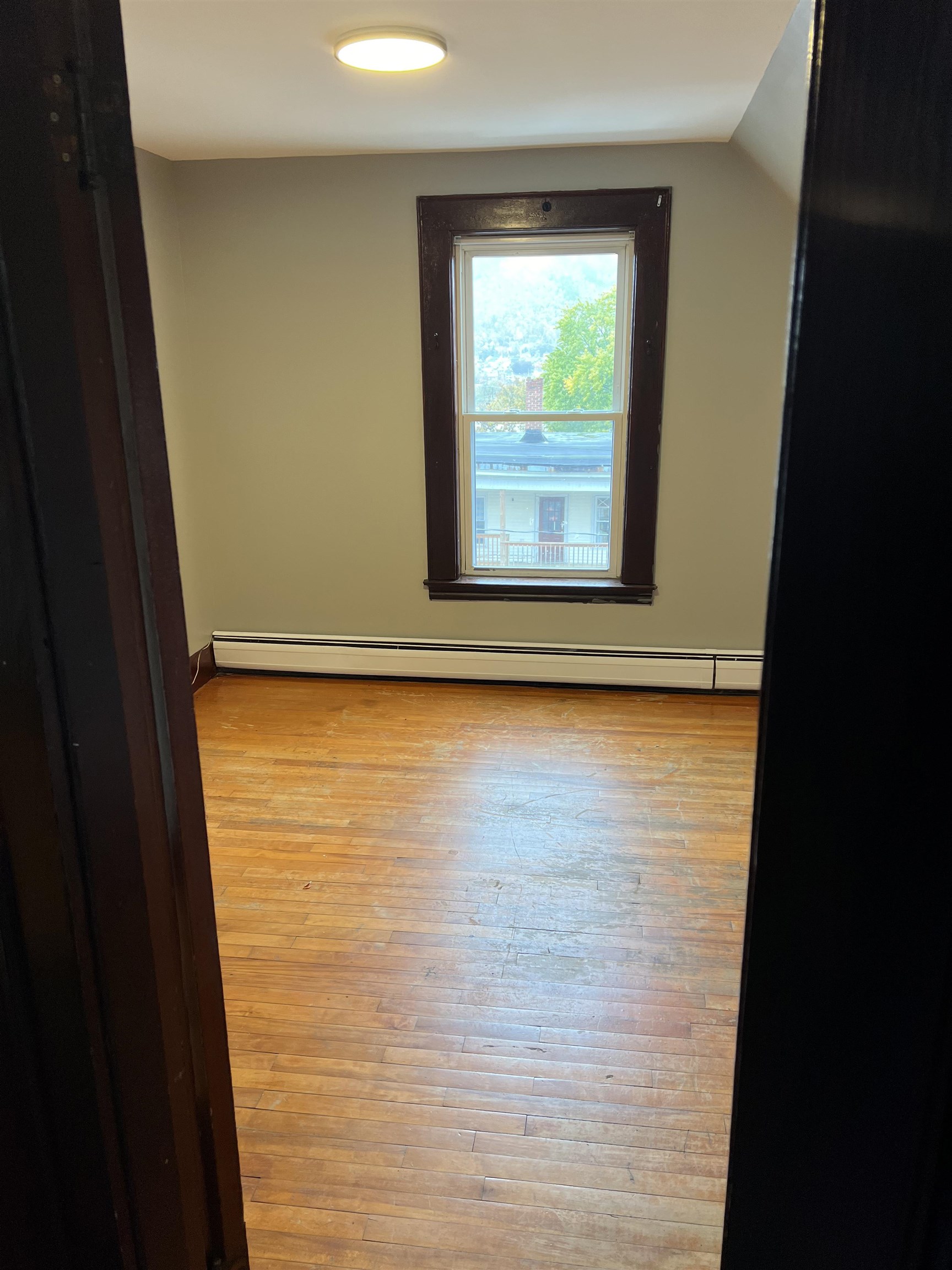 578 Rockingham Street Berlin, NH 03570 - Photo 17 of 24 Gallery Image 17