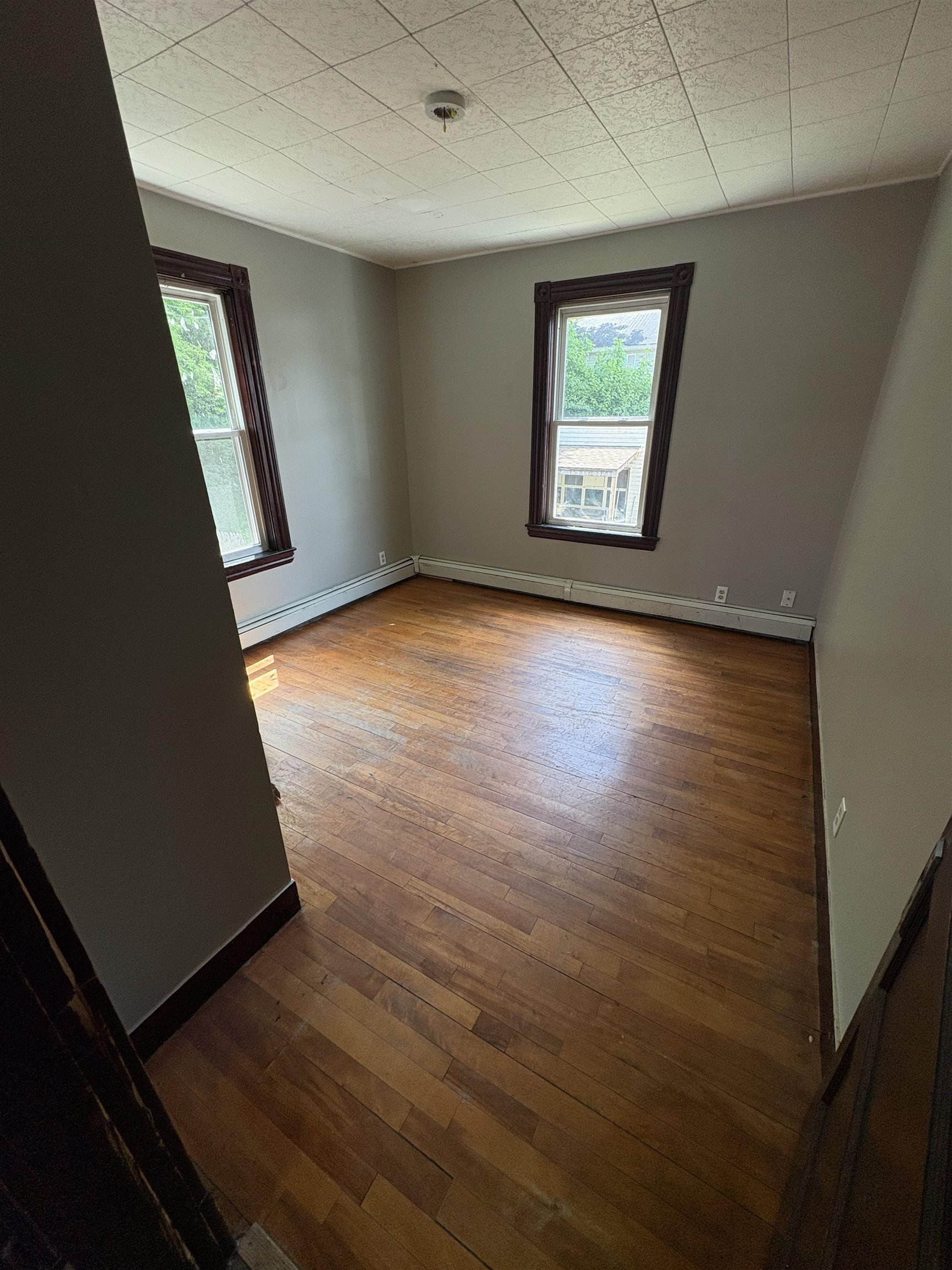 578 Rockingham Street Berlin, NH 03570 - Photo 6 of 24 Gallery Image 6