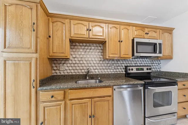 $2,350 | 9877 Whiskey Run, Laurel, MD 20723