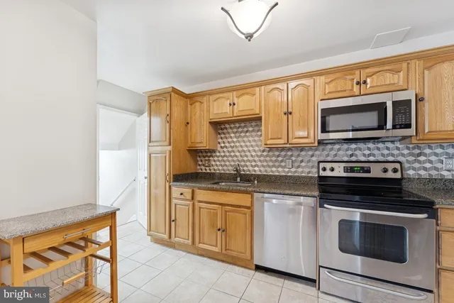 $2,350 | 9877 Whiskey Run, Laurel, MD 20723