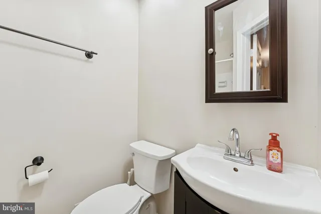 $2,350 | 9877 Whiskey Run, Laurel, MD 20723