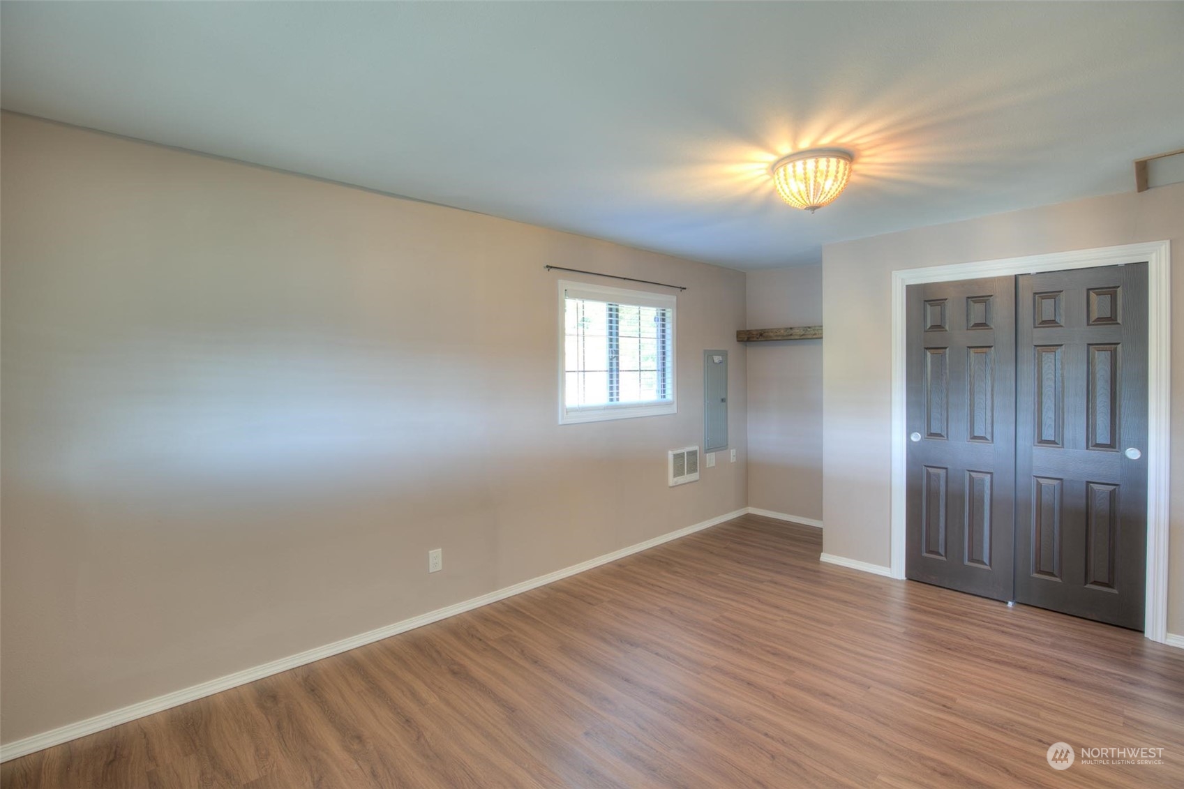 900 Valley View Way Aberdeen, WA 98520 - Photo 13 of 19 Gallery Image 13