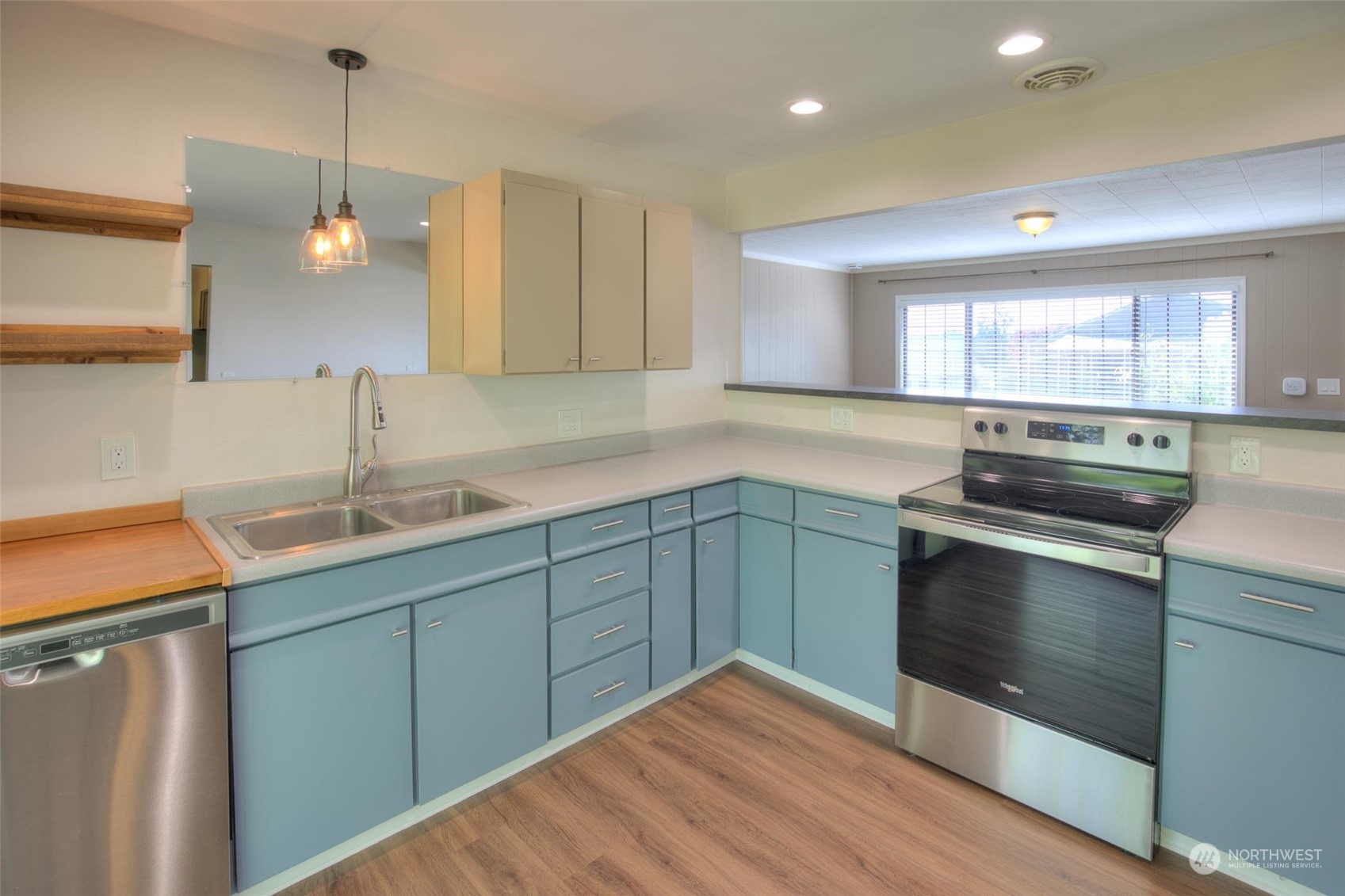 900 Valley View Way Aberdeen, WA 98520 - Photo 6 of 19 Gallery Image 6