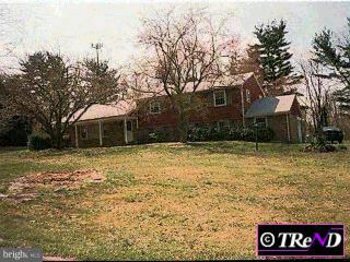 128 Hunting Hills Lane Media, PA 19063 - Photo 1 of 1 Gallery Image 1