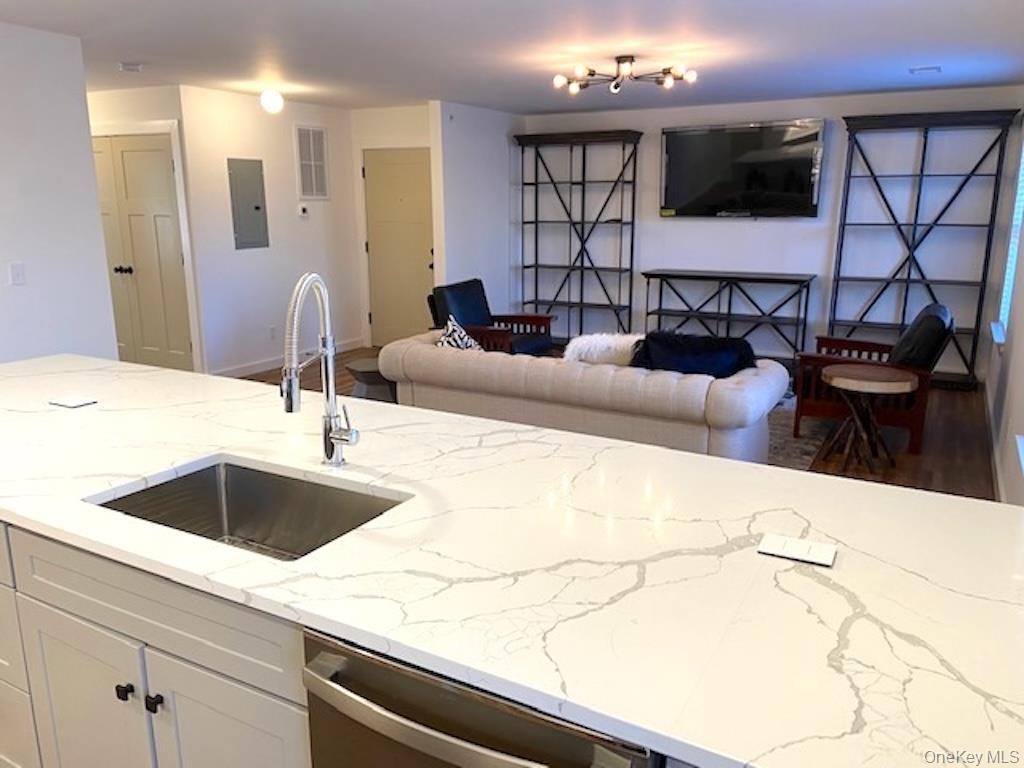 669 Sheafe Road, Unit 107 Poughkeepsie, NY 12601 - Photo 6 of 20