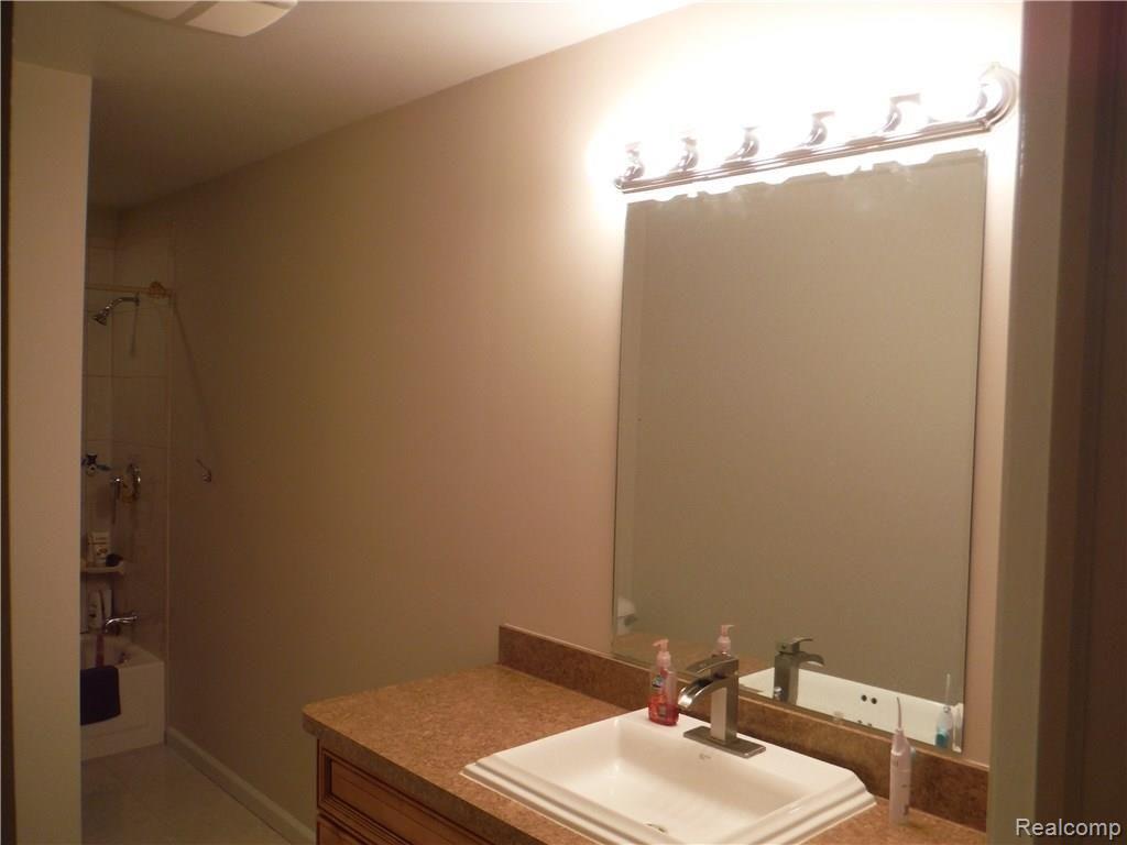 14695 Downey Road Capac, MI 48014 - Photo 20 of 30 Full Bathroom