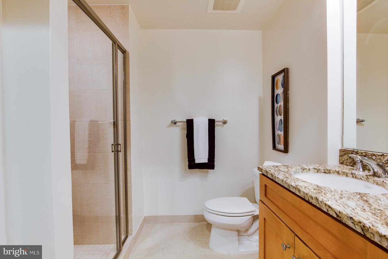 11990 Market Street, Unit 416 Reston, VA 20190 - Photo 5 of 29 Bath