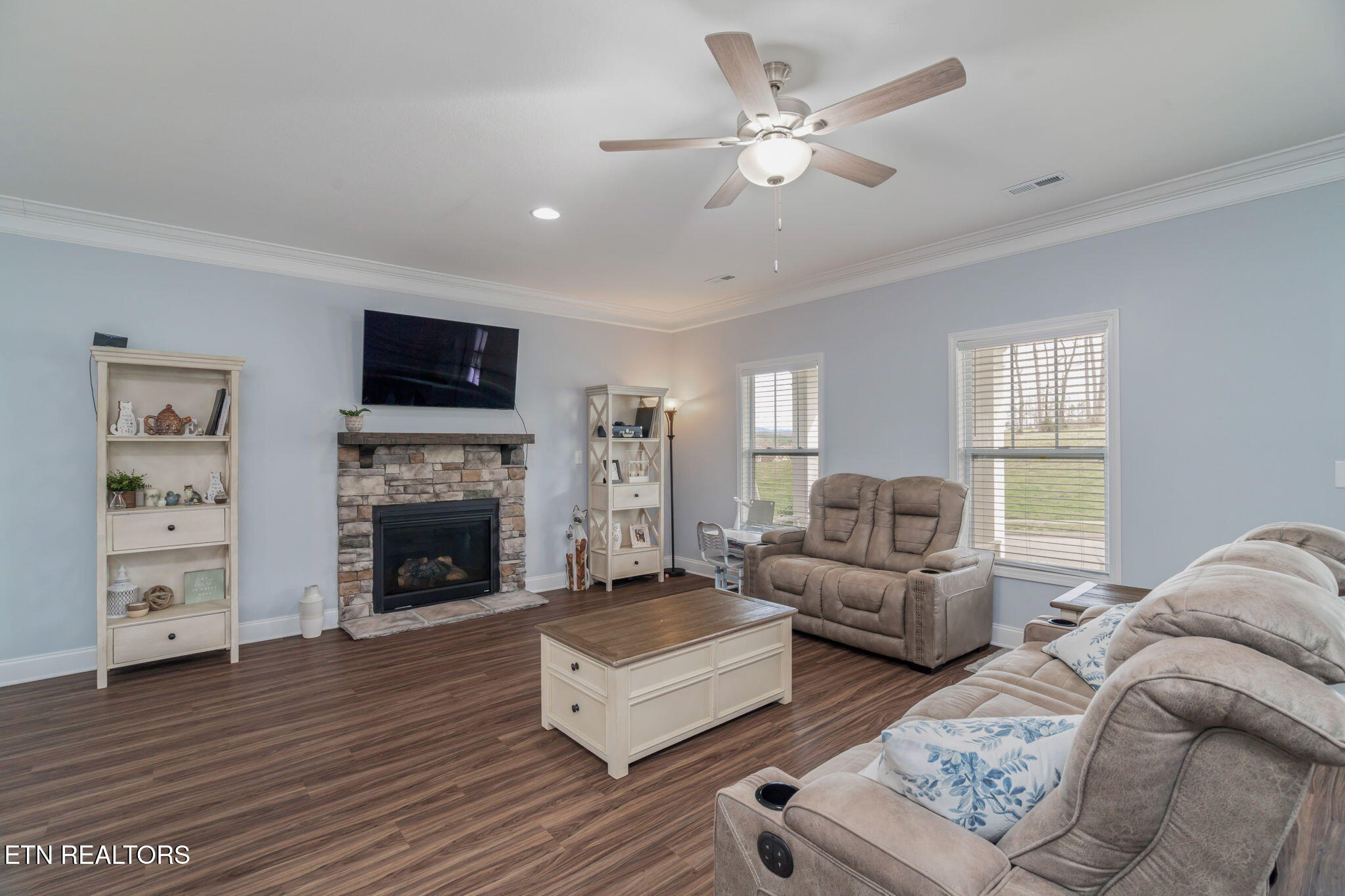 211 East Rarity Ridge Parkway Oak Ridge, TN 37830 - Photo 12 of 60 Gas Fireplace