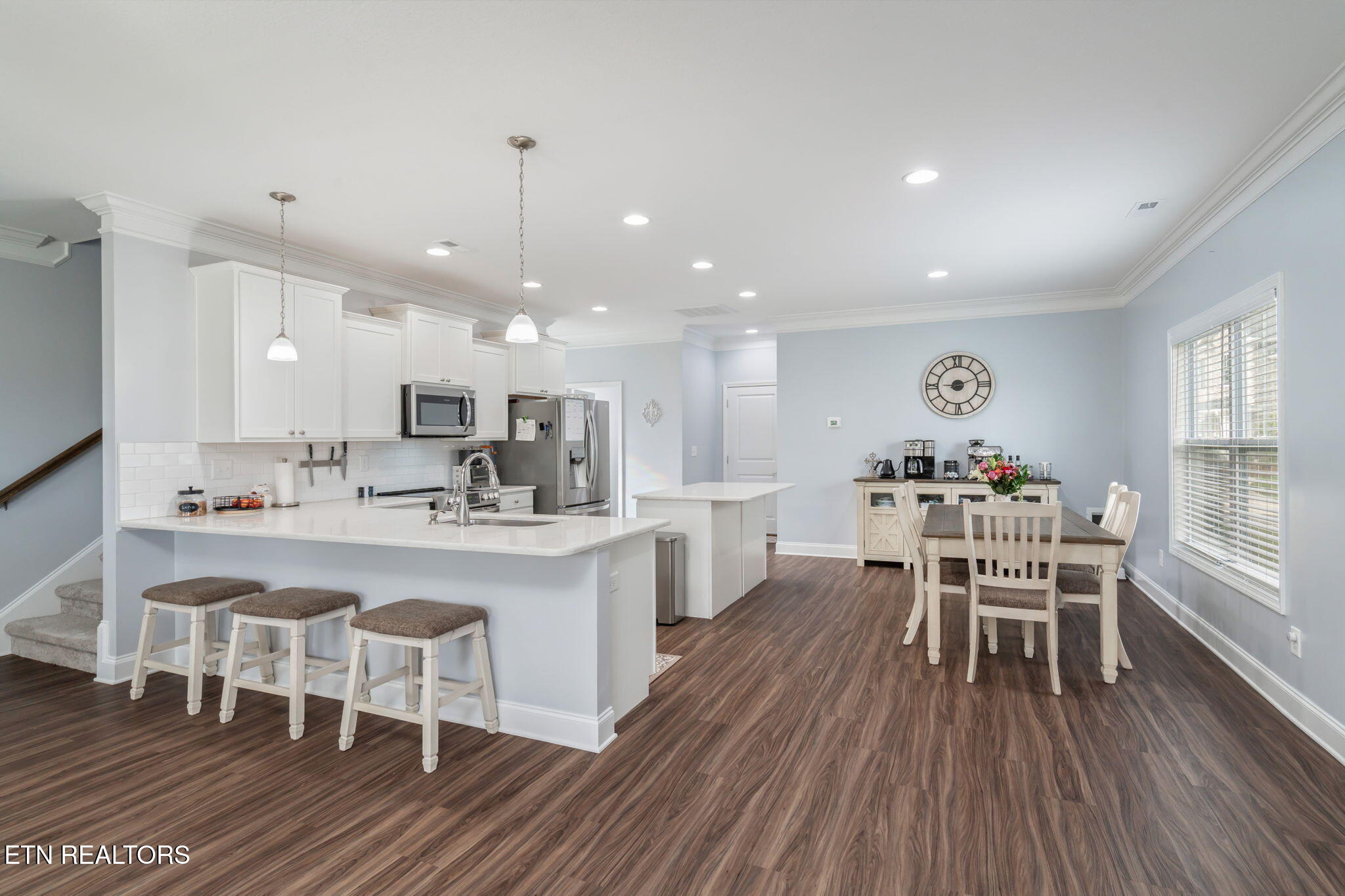 211 East Rarity Ridge Parkway Oak Ridge, TN 37830 - Photo 17 of 60 Kitchen and Dining