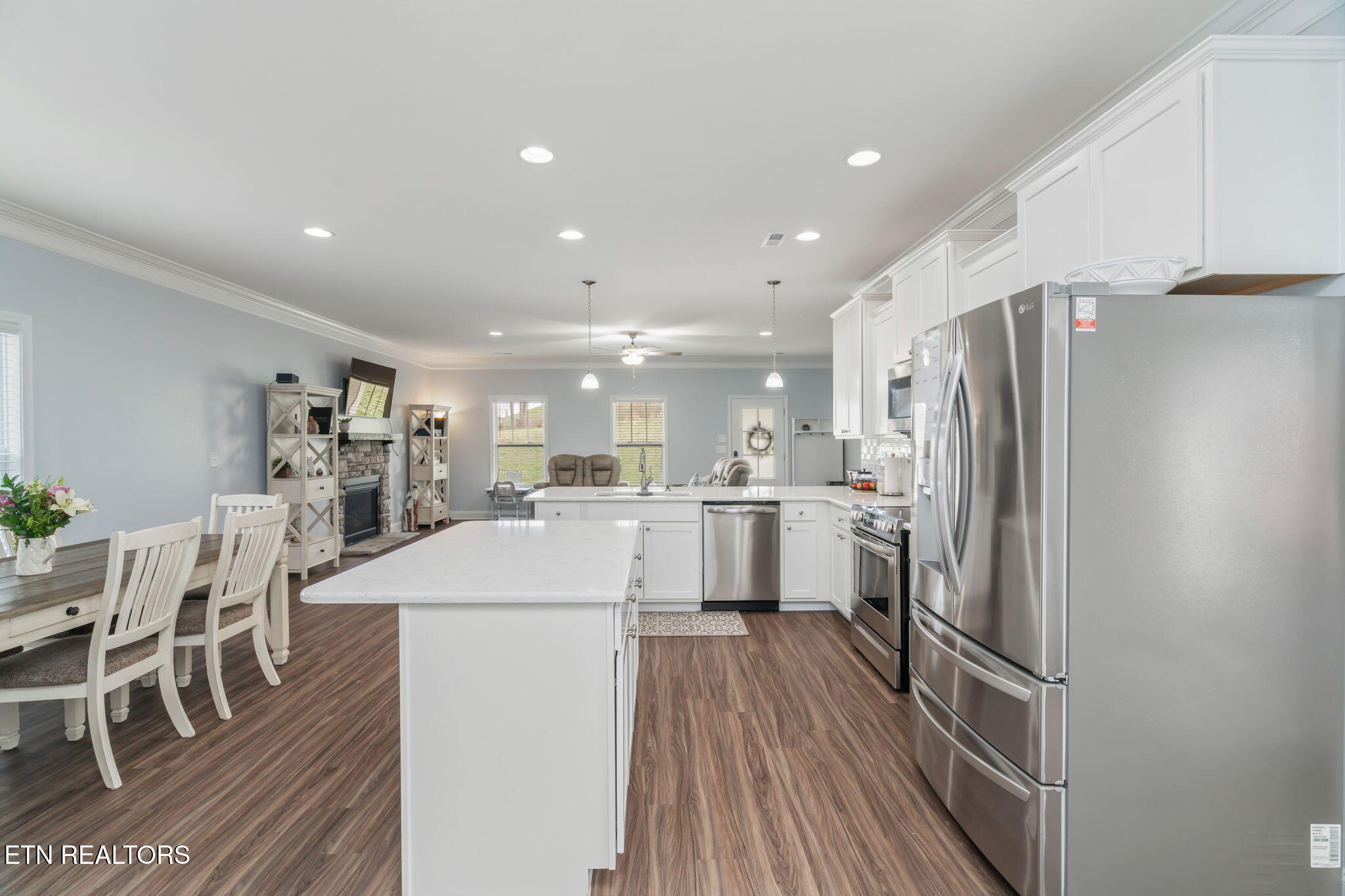 211 East Rarity Ridge Parkway Oak Ridge, TN 37830 - Photo 26 of 60 Kitchen